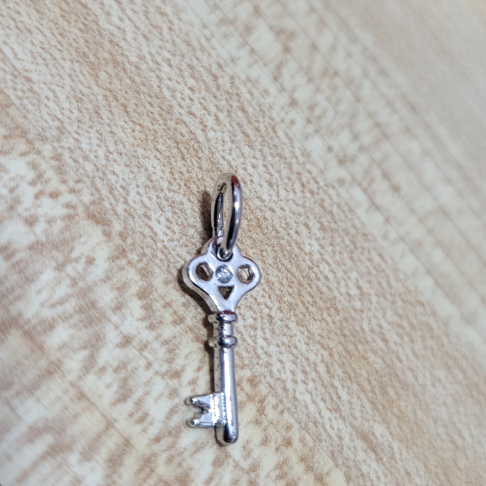 Silver Key Pendant